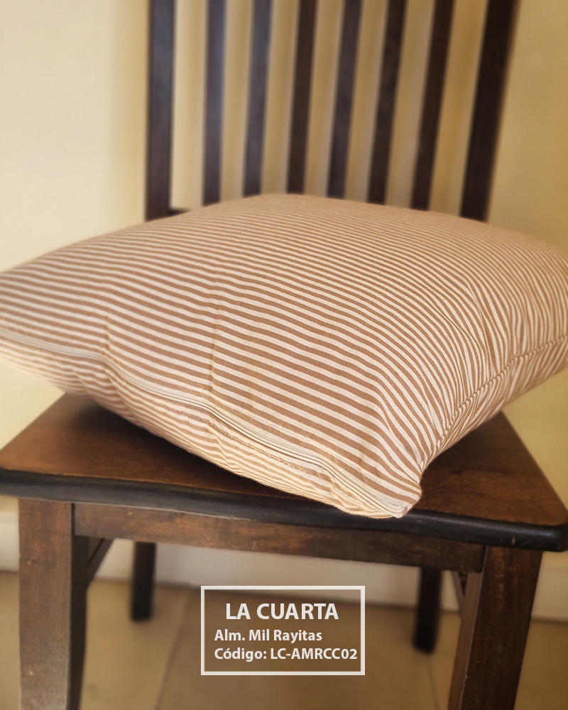 Almohadón COMPLETOTusor Mil Rayitas - Cuadrado Almendra 
