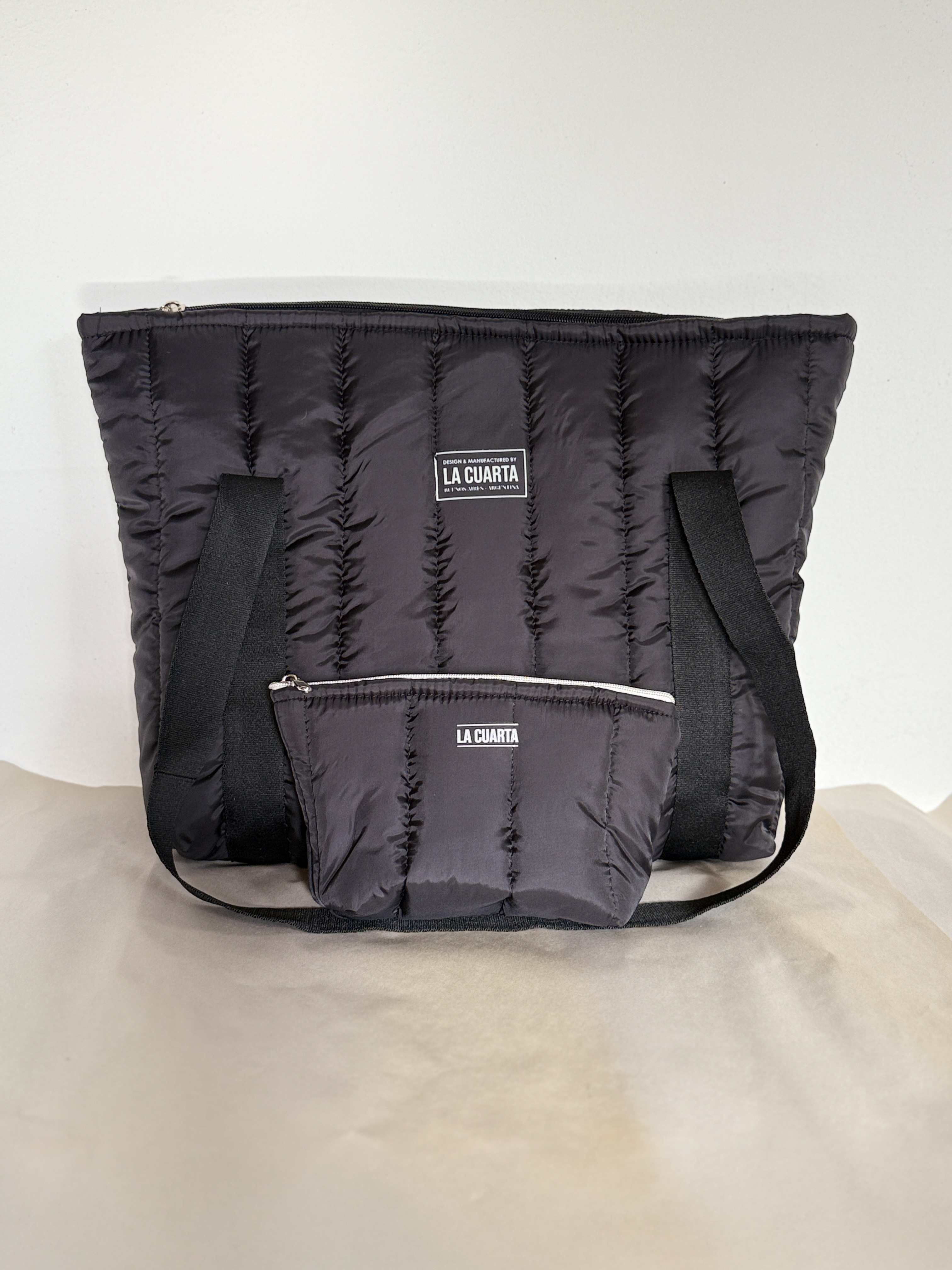Set Bolso+Neceser Puffer Bruja- Negro